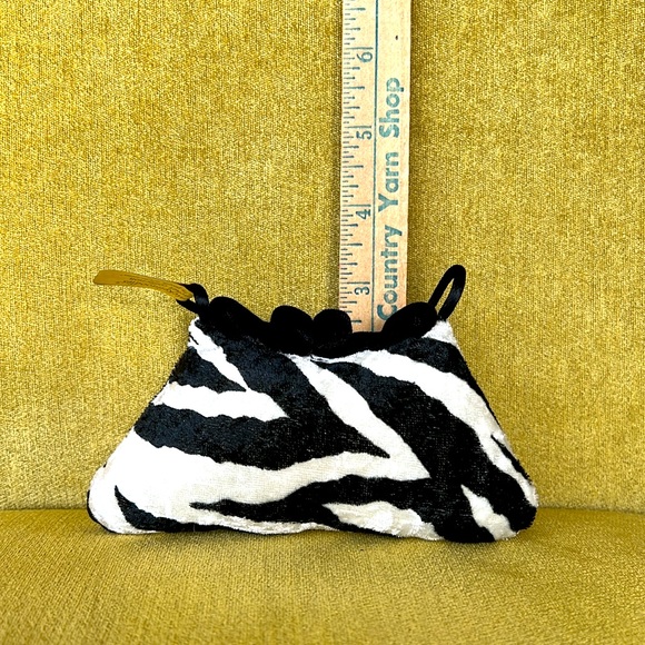 Zebra Print Plush Purse Ornament HP🎉 - Picture 10 of 11